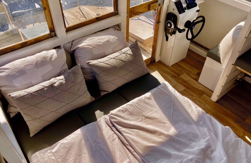 Ketzin/Havel Boat Rental | Exceptional houseboat on the Havel in Potsdam and Berlin