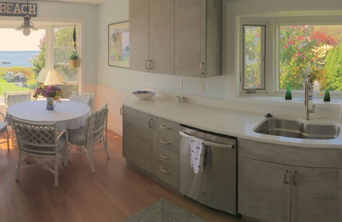 Kennebunk House | Exceptional Oceanfront House With Private Beach & Backyard