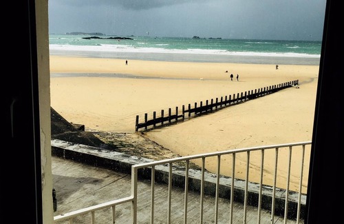 Parame Apartment | EXCEPTIONAL SEA VIEW WITH LARGE TERRACE ON THE BEACH