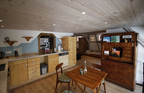 Hafnerhaslach House | Exceptional vacation apartment in a converted barn in the Stromberg Nature Park