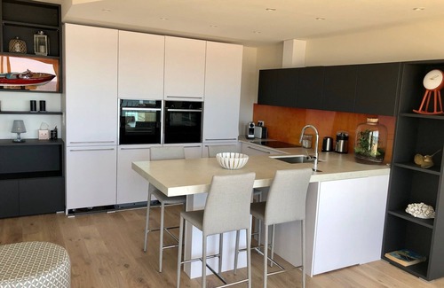 Pornichet Apartment | Exceptional view of the ocean, the beach at your feet!