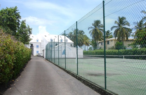 Sainte-Anne Apartment | Exceptional view T3 direct access to beach bourg Ste Anne All on foot!