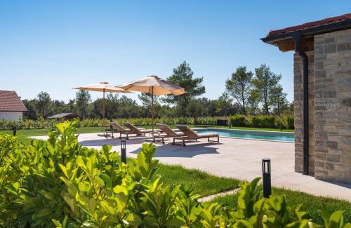 Nin Villa | Exceptional Villa Idalia near ZADAR, NIN & QUEENS BEACH, Heated Pool, Privacy
