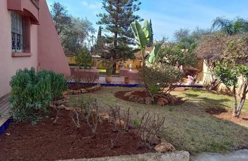 Meknes Villa | Exceptional villa, secure parking, 5 mins from the highway