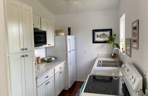 Waialee Apartment | Exceptionally Pristine Haleiwa North Shore Beachside Retreat