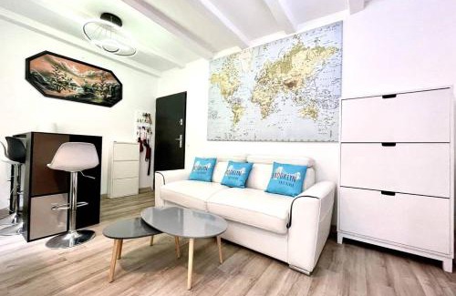 Val-de-Grace Apartment | Exceptionnelle maison de ville ✧Cour privée ✧Métro