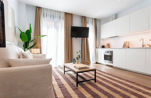 Prosperidad Apartment | Exclusive 2BD apartment in Madrid. Zabaleta III