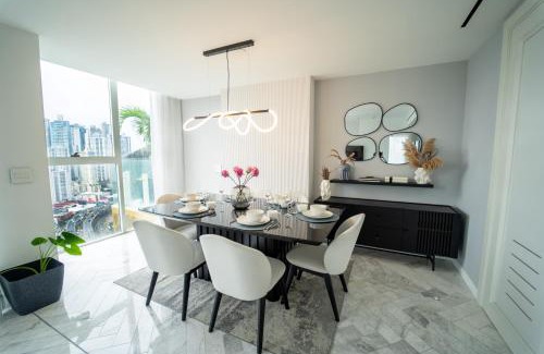 Punta Paitilla Apartment | Exclusive and Luxurious 2BR at Wanders & Yoo