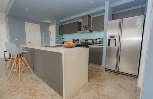 Panama City Apartment | Exclusive and luxury 1BR with balcony in Yoo Panama