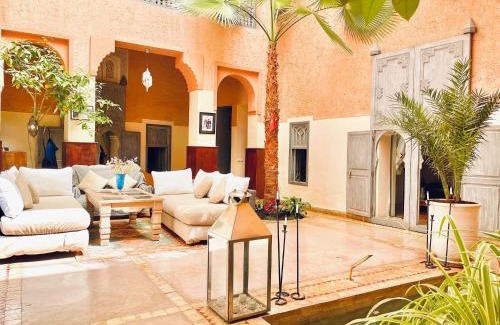 Kbour Chou Apartment | Exclusive and stylish 4-bedroom Riad with plunge pool