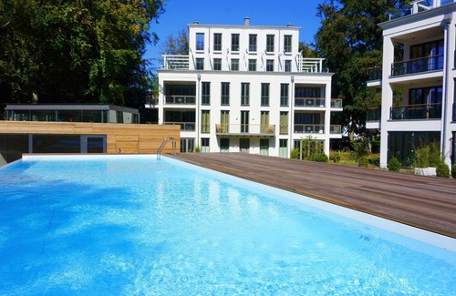 Binz Apartment | Exclusive Baltic Sea oasis:Pure luxury in the 'Baltic Lounge' w. Park & outdoor pool