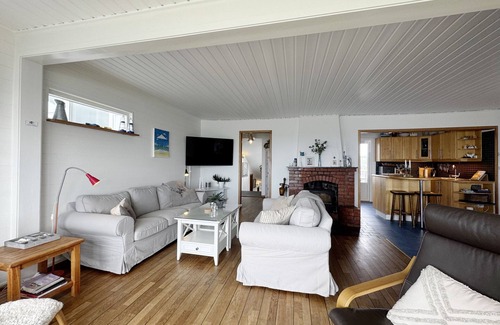 Asa Ski Chalet | Exclusive Beachfront Villa in Åsa – Sauna, Jacuzzi & Panoramic Sea View | SE02102