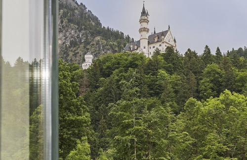Hohenschwangau House | exclusive Holiday house underneath Neuschwanstein castle in the bavarian alps