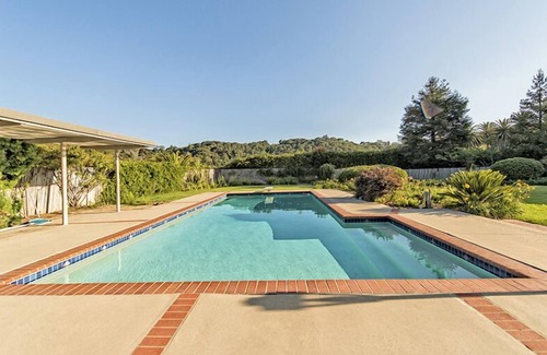 Hope Ranch House | Exclusive Hope Ranch with Private Ocean Beach Access w/Pool