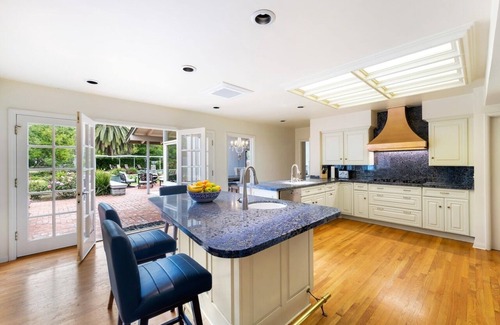 Hope Ranch House | Exclusive Short-Term Haven: Luxe Living in Hope Ranch!