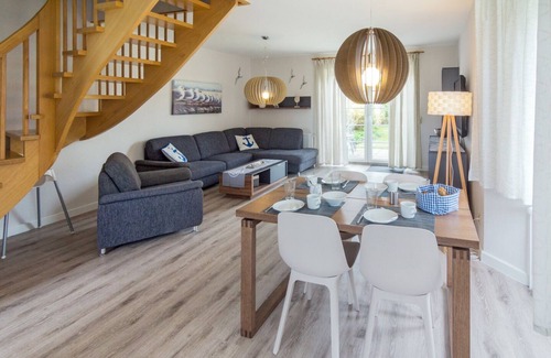 Norddeich House | Exclusive vacation home in Norddeich, approx. 80 m² for 4 persons, dogs welcome