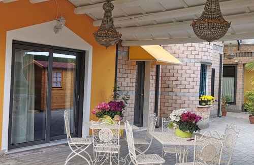 Castelbaldo Villa | Exclusive Villa with Private Pool Sleeps 12 - 6 Rooms