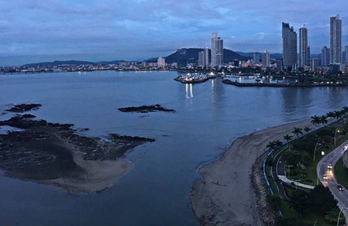 Punta Paitilla Apartment | Exec 1 Bdrm Aprtmnt, Paitilla. OCEANFRONT! 45 day minimum