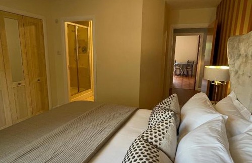 Perth Apartment | Executive Apartment in city of Perth 2 bedrooms and 2 bathrooms