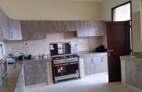 Nyali Apartment | Executive furnished apartment,free WiFi and Netflix,game park,water park,beaches