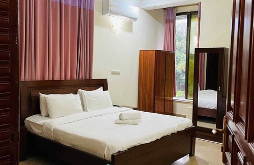 F-7 Sector Hotel | Executive Galaxy House Islamabad