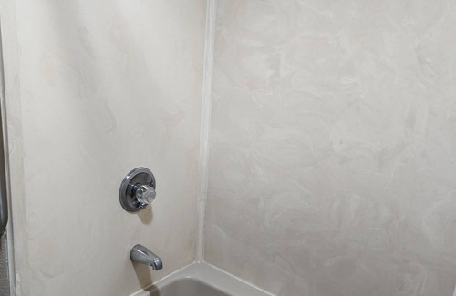 Oklahoma City Hotel | Executive Inn
