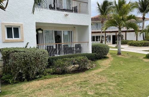 San Rafael del Yuma Condo | Executive Latin Getaway on the Beach