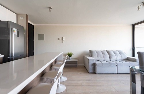 Apoquindo Apartment | Executive Park w/Private Gym, Office & City View