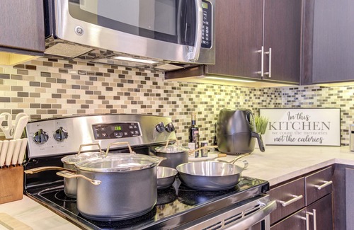 Spring Apartment | Executive stay in City Place