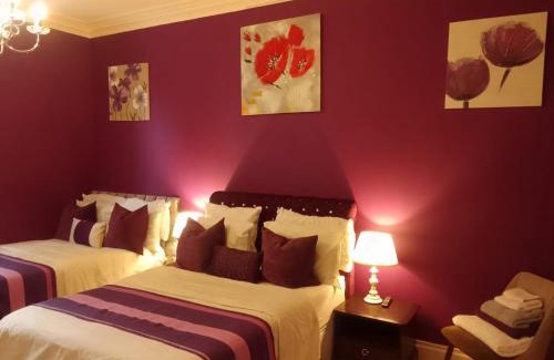 Edgbaston Apartment | Executive Suite at Ideal home & cottage, Inviting 2 Bedroom apartment, Sleep 6 Ideal for contractors, family & Groups