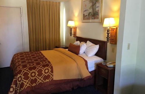 Westminster Hotel | Executive Suites Inn