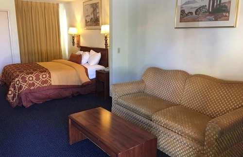 Westminster Hotel | Executive Suites Inn