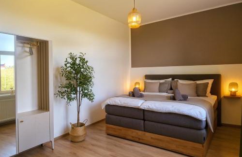 Bad Sooden-Allendorf Apartment | Exklusive Fewos - 6 SZ - 14 P - 2 Küchen - 4 Bäder - Mitten in Deutschland - Bahnhof & Altstadt fußläufig