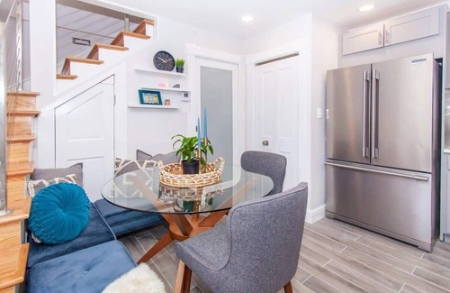 Highland Park House | Expansive Luxury Triplex | near T