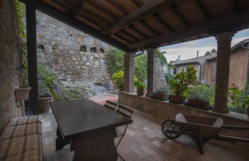 Proceno Apartment | Experience a breathtaking vacation in a castle, restaurant, stunning views