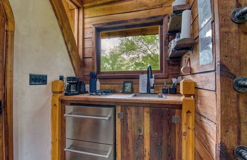 Nixa Apartment | Experience a Regenerative Farm in a New Tiny Home