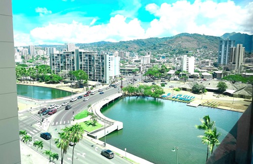 Waikiki Apartment | Experience Aloha in a Comfortable Waikiki Studio: Hotel Amenities: Pool, Hot Tub