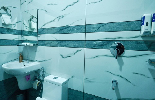 Aluva Villa | Experience Bliss at periyarVibes Aluva:Private 4Bedroom villa with Pool,WiFi&AC!