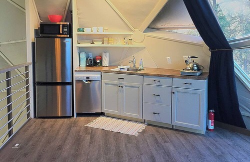 Westbrook Meadows Cabin | Experience Dome Sweet Dome for a unique getaway
