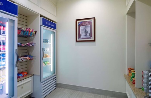 Silver Lane House | Experience Fall In Glastonbury! Pool, Parking, On-site Dining | 2 Units