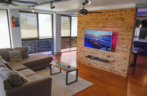 Quebrada La Gamba House | Experience Pavones in our 4-bed luxury house with an ocean view and sunsets