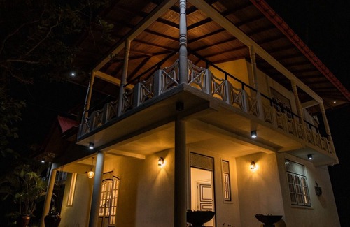 Aturuwella Bed & Breakfast | "experience Serenity and Luxury at our River Front Villa"
