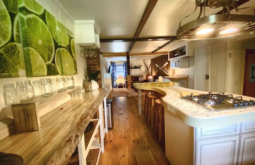 Caroga Lake House | Experience the Adirondacks with a Caribbean Flair! - Pet Friendly