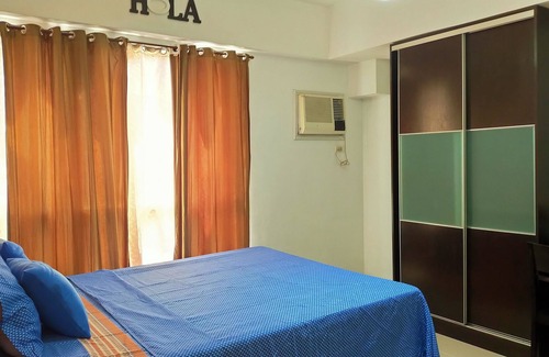 Pasig Apartment | EXPERIENCE THE BEST W/ HOT SHOWER, GARDEN AND POOL