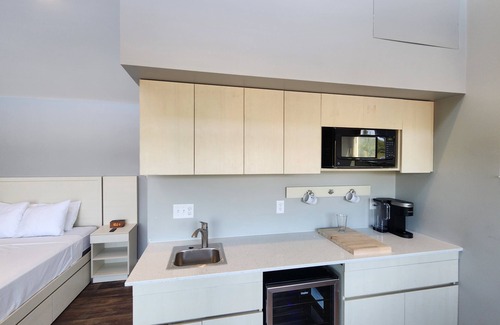 Munising Ski Chalet | EXPLORE Munising Studio Suite 112