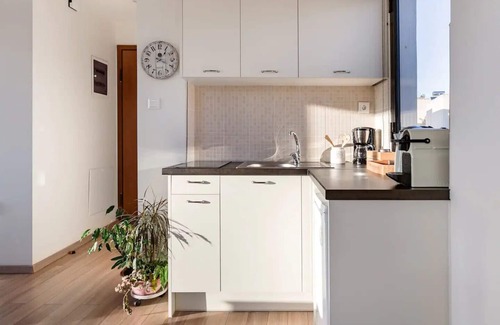 Monastiraki Apartment | Explore Nightlife Near an Apartment With an Acropolis View