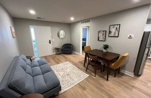 South Central Omaha Apartment | Explore Omaha, Walk to Aksarben Village