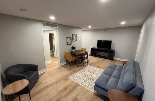 South Central Omaha Apartment | Explore Omaha, Walk to Aksarben Village