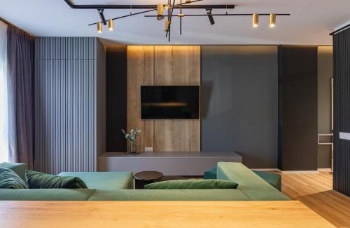 Baia Mare Apartment | Expozitiei ap. 7