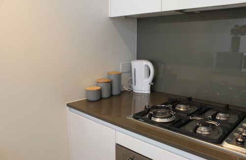 Lane Cove West Apartment | Exquisite 1 Bedroom Plus Study +Parking, Close to CBD